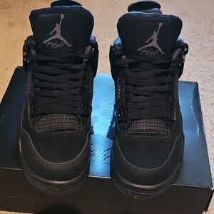 Jordan Men's Black Sneakers